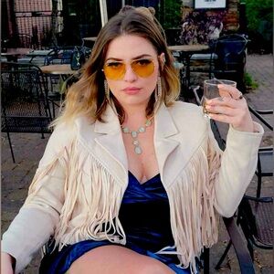 Meet your Posher, Kariane